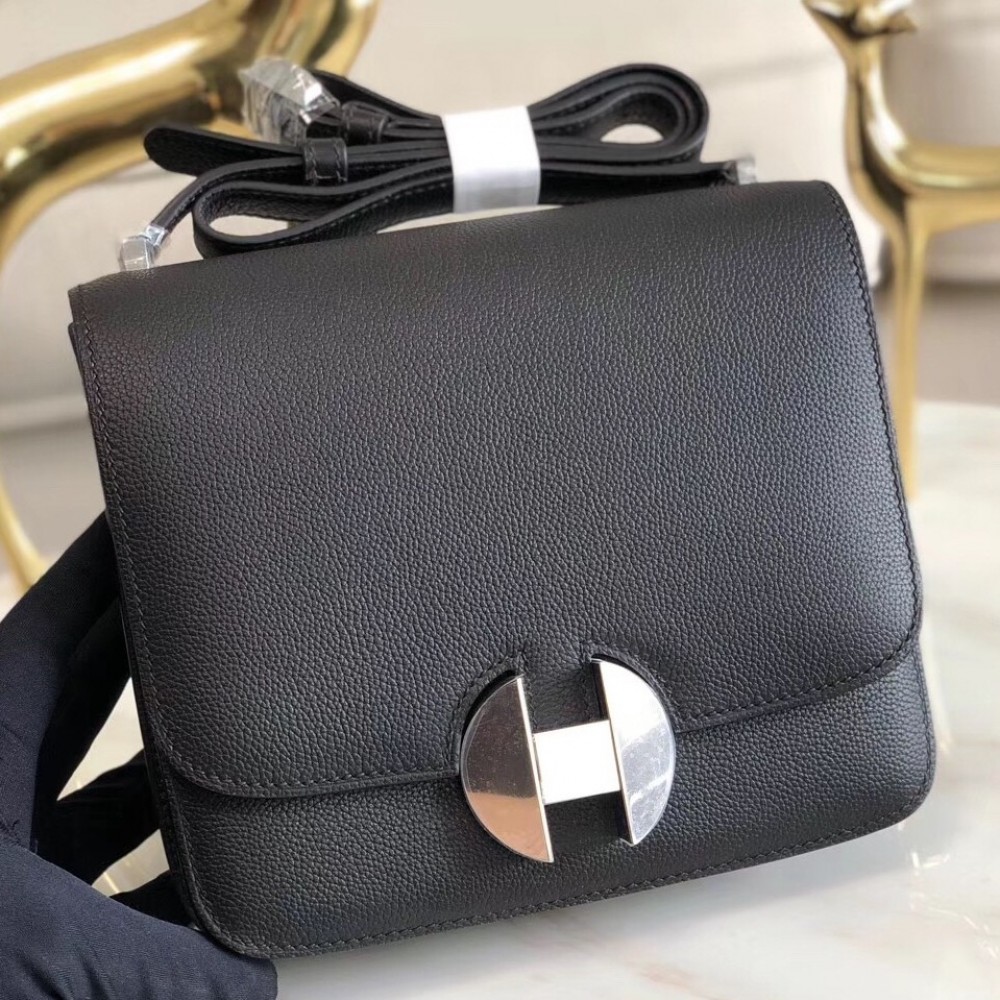 Hermes 2002 20cm Bag In Black Evercolor Calfskin