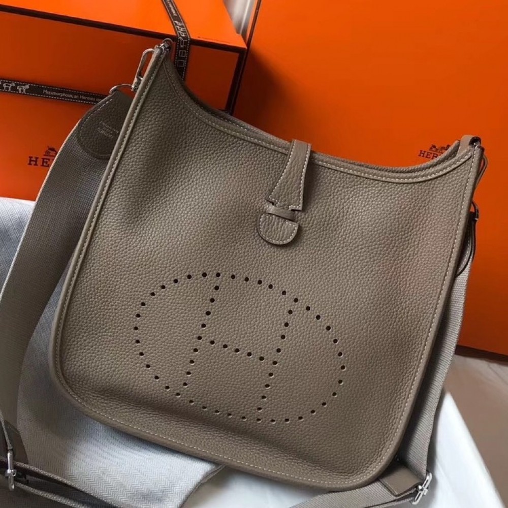 Hermes Evelyne III 29 Bag In Tourterelle Clemence Leather